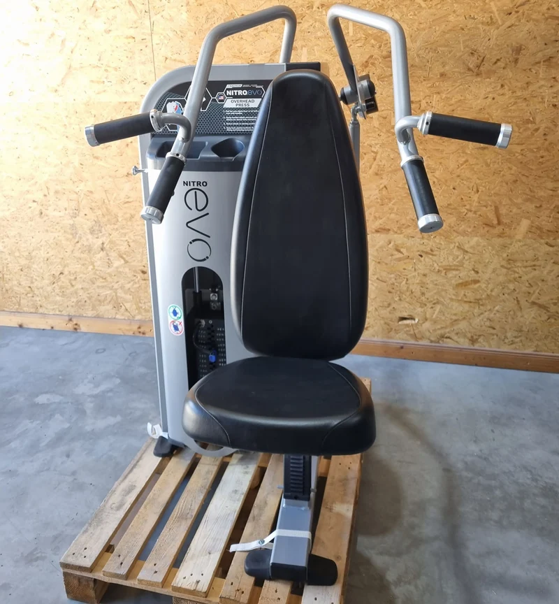 Nautilus Nitro Evo Kraftgeräte Set- 27 Fitnessgeräte und 5 Bänke im Set - gebraucht - TOP Zustand