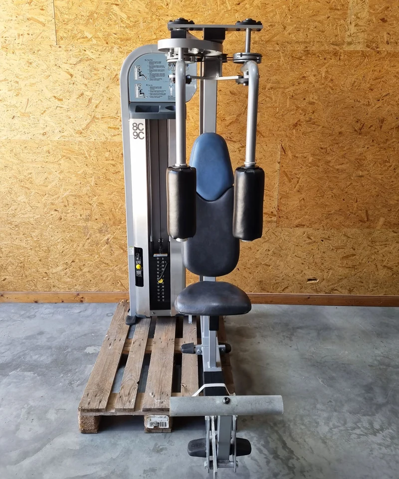 Nautilus Nitro Evo Kraftgeräte Set- 27 Fitnessgeräte und 5 Bänke im Set - gebraucht - TOP Zustand