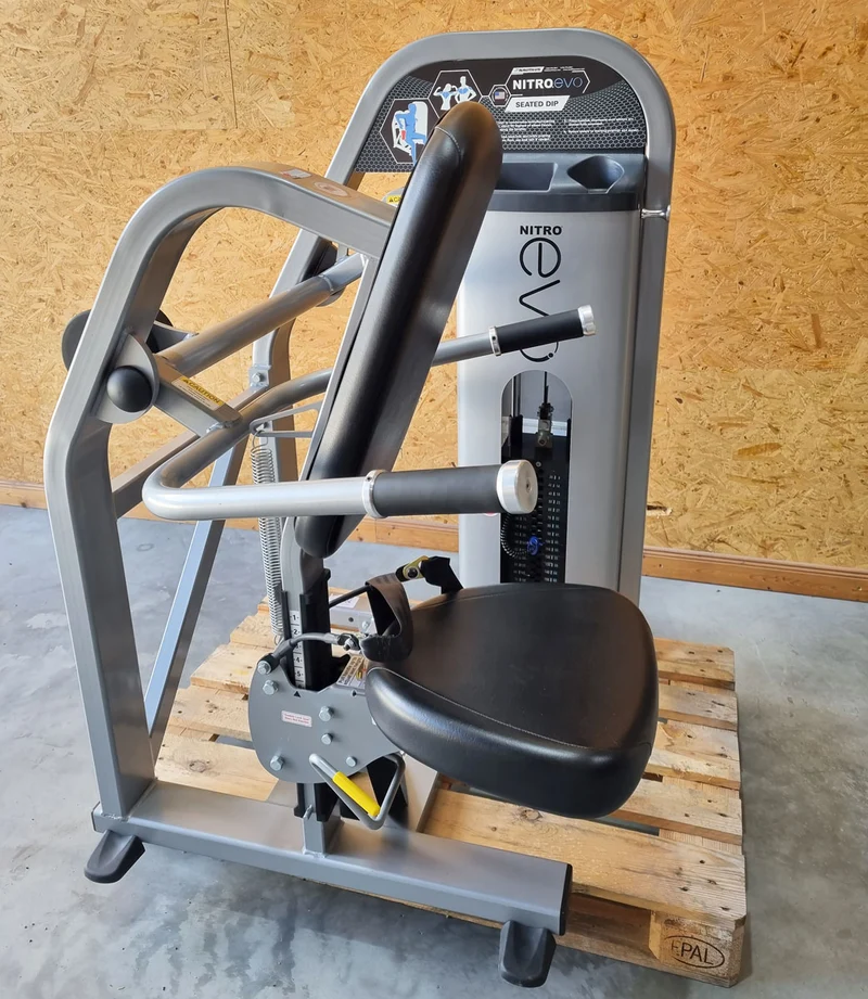 Nautilus Nitro Evo Kraftgeräte Set- 27 Fitnessgeräte und 5 Bänke im Set - gebraucht - TOP Zustand