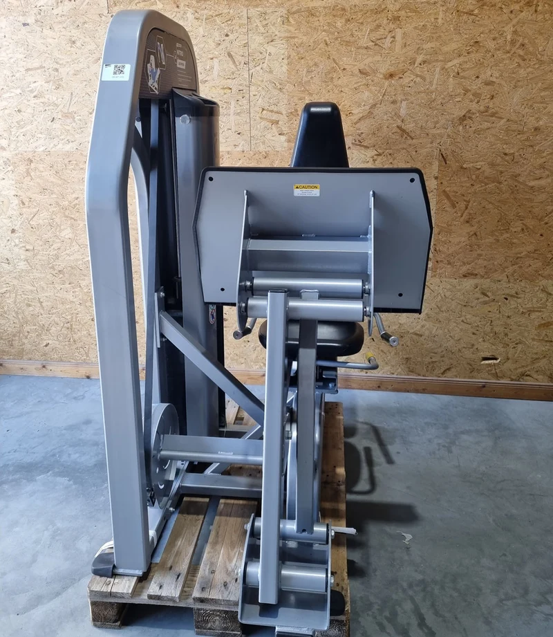Nautilus Nitro Evo Kraftgeräte Set- 27 Fitnessgeräte und 5 Bänke im Set - gebraucht - TOP Zustand