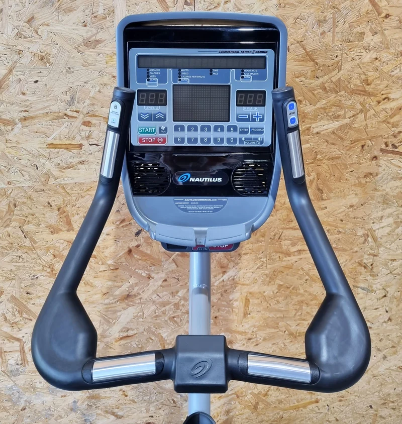 Nautilus Ergometer Upright Bike, LED Display, gebraucht - überholter Zustand