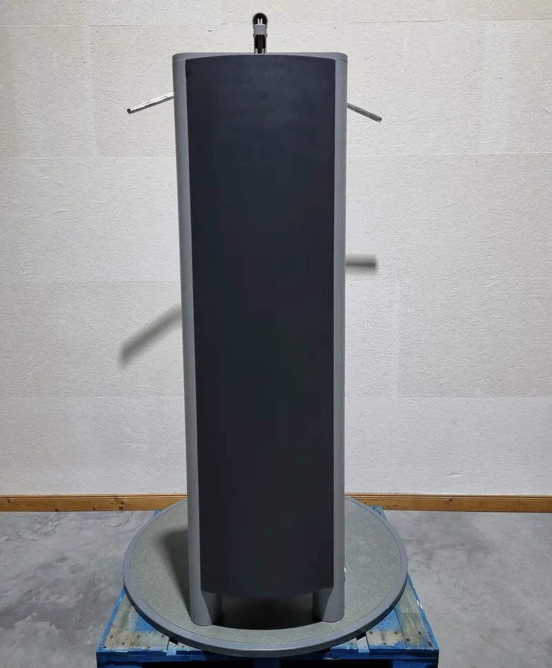 Frei Genius Lateral-Zug, Latzug von Oben mit Seilzug, Lat-Machine, Pulldown, Rahmenfarbe Silber - gebraucht - überholter Zustand