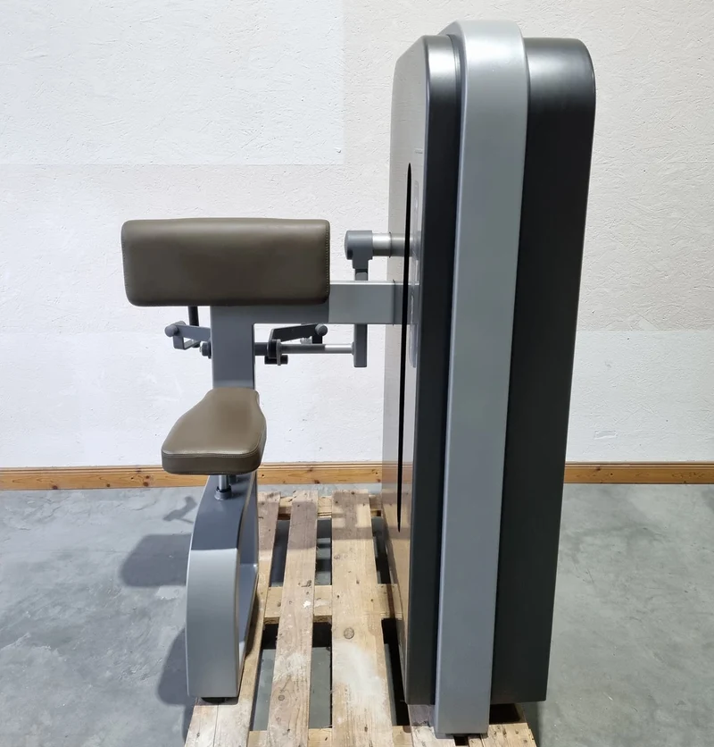 Milon Milcanic Bizepsmaschine, Biceps Arm Curl Machine, Armbeuger, drehbare Griffe, Rahmen Silber, gebraucht - Ausstellungsstück - Top Zustand