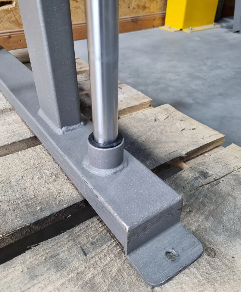 Gymleco Smith Machine 280 - Multipresse gerade geführt, Plate loaded Scheibenaufnahme, gebraucht - geprüfter Zustand