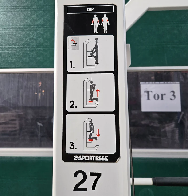 Sportesse DipChin, Dip-Klimmzugmaschine mit Gewichtsunterstützung, Rahmen Weiß, Polster NEU in Wunschfarbe, gebraucht