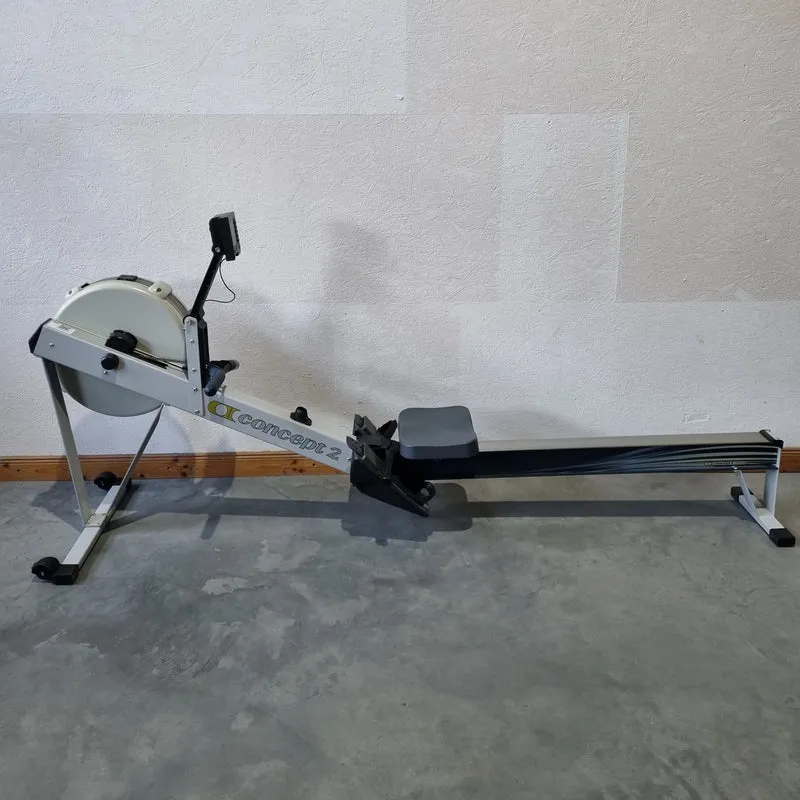 Concept2 Rudergerät Modell D mit PM5 Monitor - Farbe Hellgrau - gebraucht - geprüfter Zustand