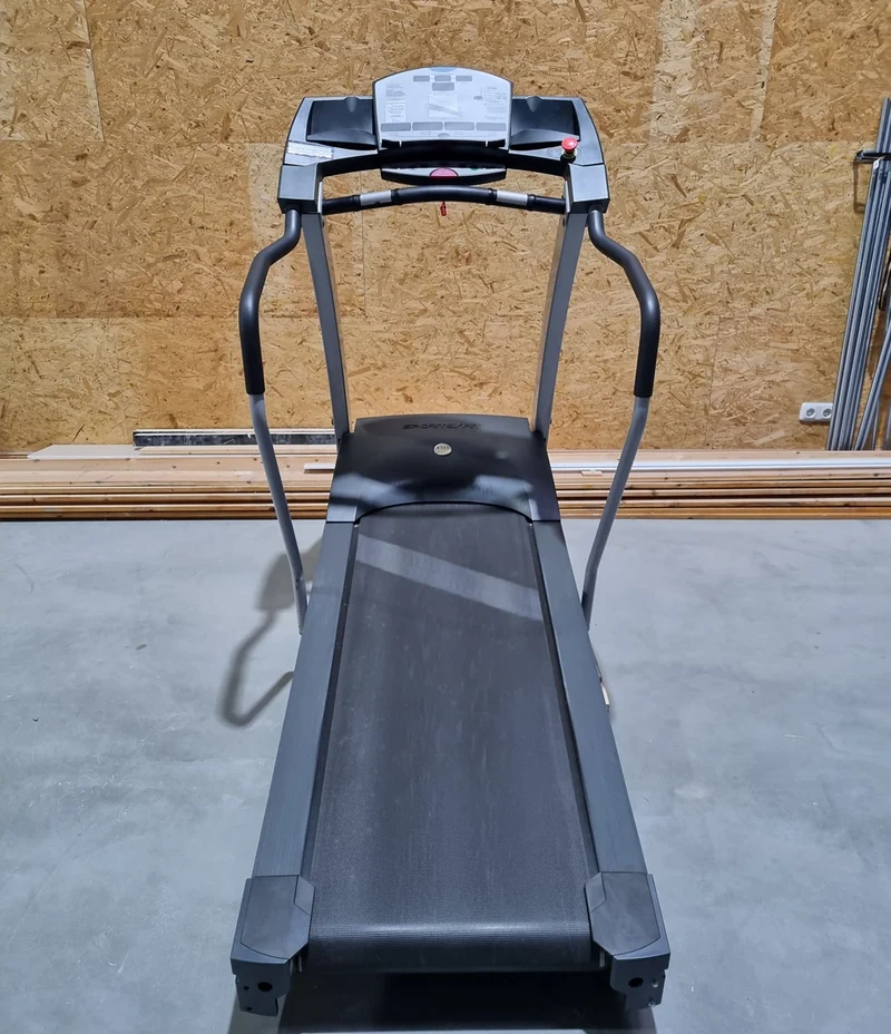 SportsArt Laufband 6300 HR mit Not-Aus Knopf und Handlauf, gebraucht - überholter Zustand