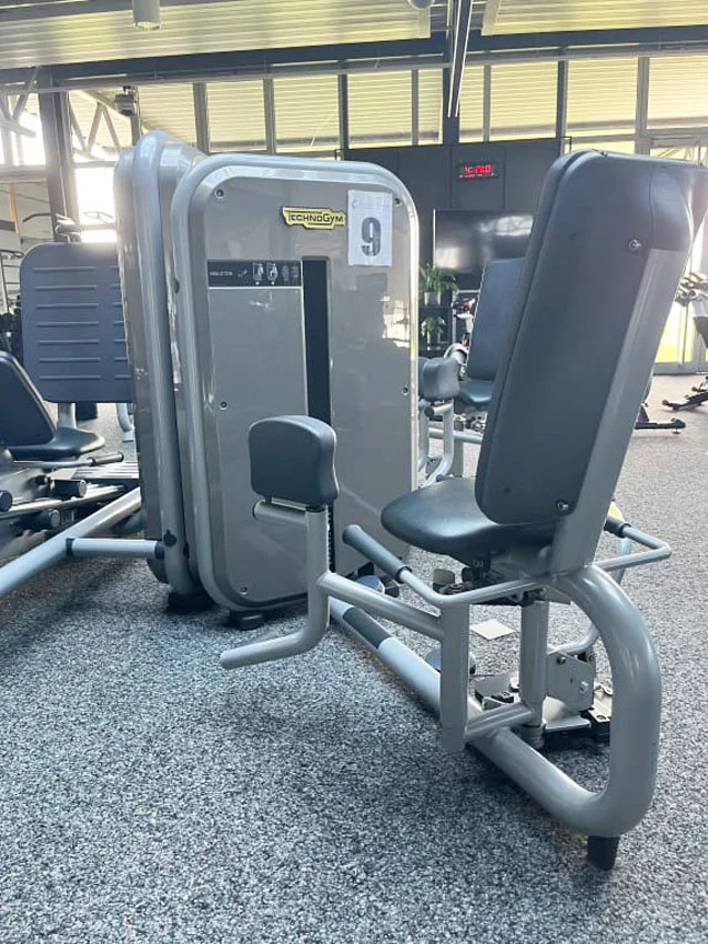 TechnoGym 13 Kraftgeräte im Set, Element Line Serie, gebraucht - überholter Zustand