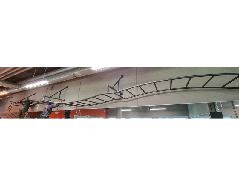 14 Meter Lange Monkey Bar Kletterstange zum Hangeln, Klimmzüge etc, Hangelgerüst, Affenleiter Rig wie bei Ninja Warrior, gebraucht - guter Zustand