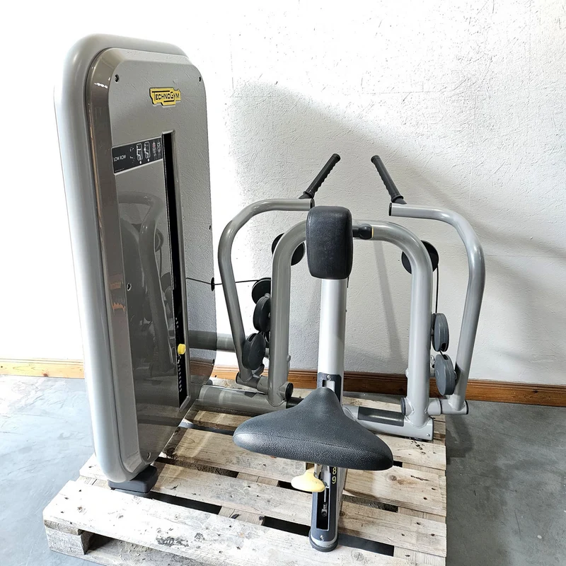 TechnoGym 12 Kraftgeräte im Set, Element Line Serie, Kraftgerätepark Fitnessstudio, gebraucht - überholter Zustand