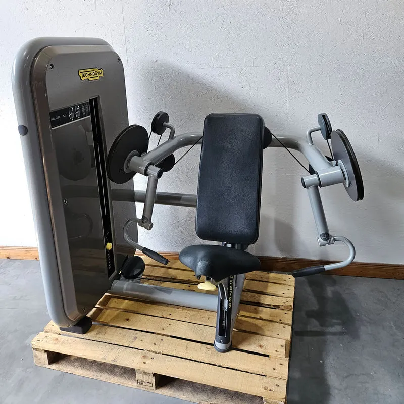 TechnoGym 12 Kraftgeräte im Set, Element Line Serie, Kraftgerätepark Fitnessstudio, gebraucht - überholter Zustand