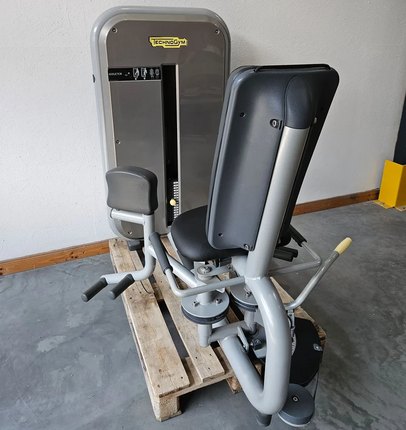 TechnoGym 12 Kraftgeräte im Set, Element Line Serie, Kraftgerätepark Fitnessstudio, gebraucht - überholter Zustand