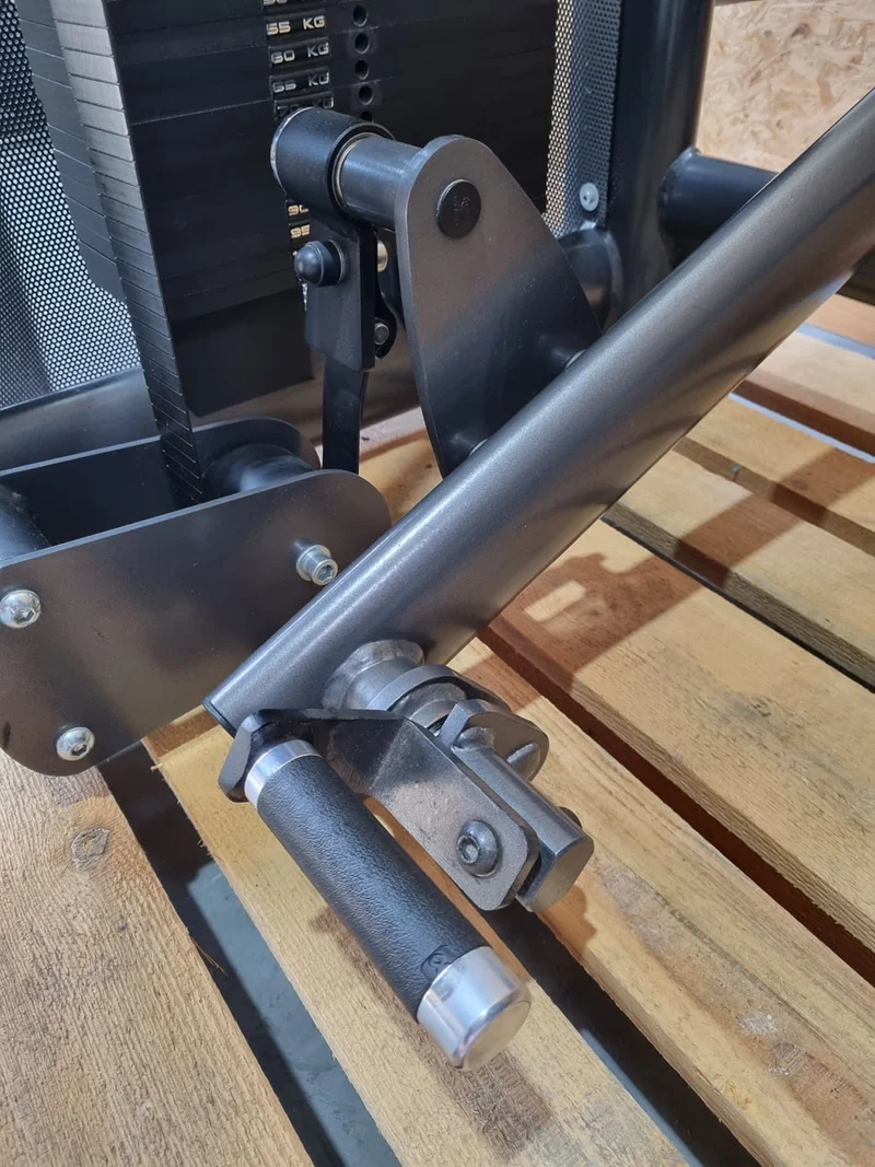 Gym80 Sygnum Dual 4401 FTM Deadlift Maschine, Kreuzheben Maschine mit 2x 105kg Gewichtsblöcken Stack Weight, gebrauchter - überholter Zustand