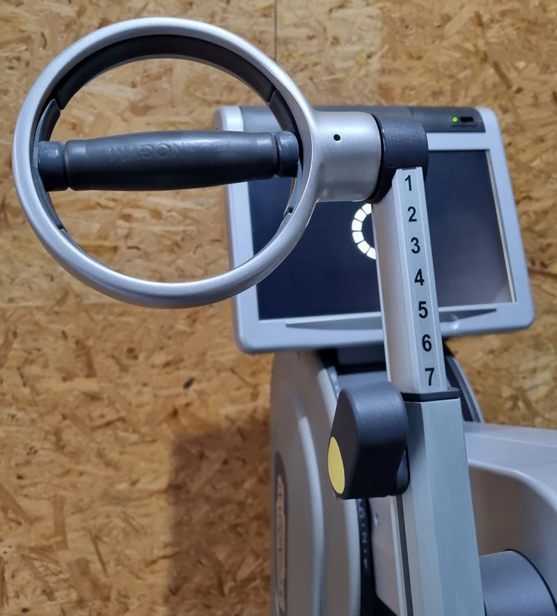 Technogym Top Excite, Oberkörpertrainer, Oberkörperergometer, ROLLSTUHL geeignet, Handergometer, Cardiotraining für Arme und Schulter, gebraucht - überholter Zustand