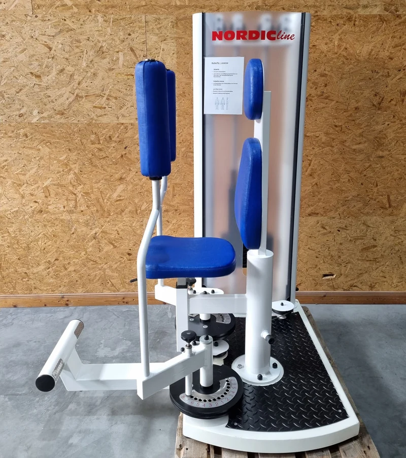 Pego Sport NordicLine Butterfly und Butterfly Reverse - 2 in 1 Kombimaschine, Butterfly - Press Back Kombi, Fly and Rear Delt, Rahmenfarbe Weiß, Polsterfarbe Blau, gebraucht - überholter Zustand