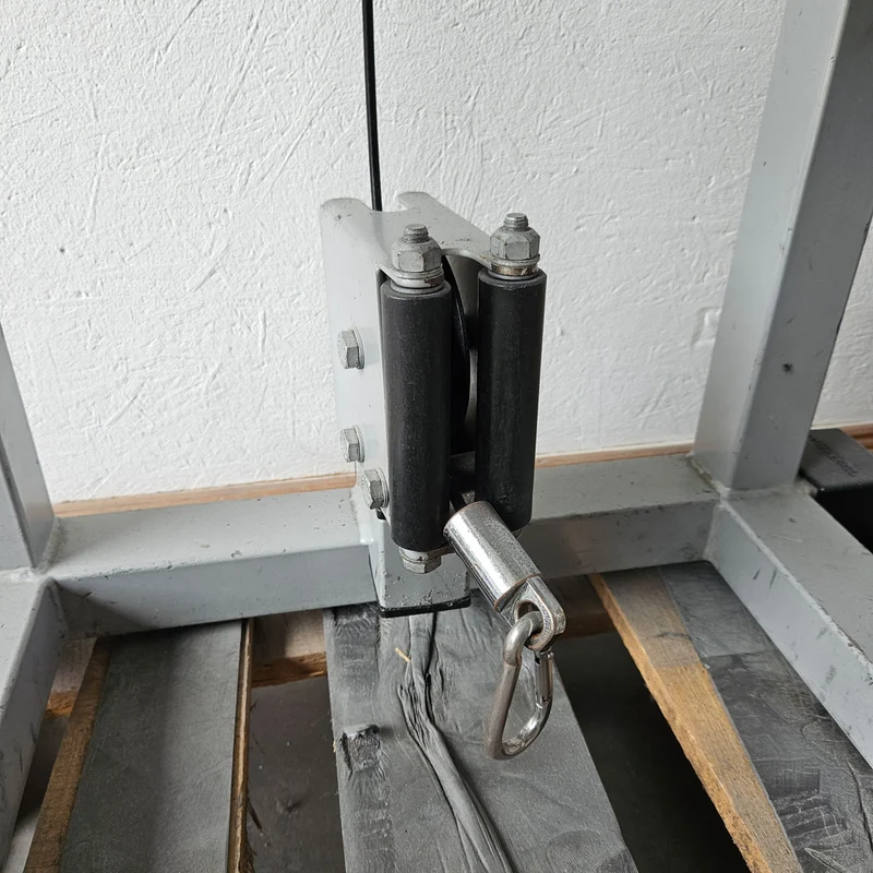 TechnoGym 2x Kabelzug, Cable Crossover, Seilzug von oben und unten, Silverline, Oldschool, Rahmenfarbe Silber, gebraucht - mit Gebrauchsspuren