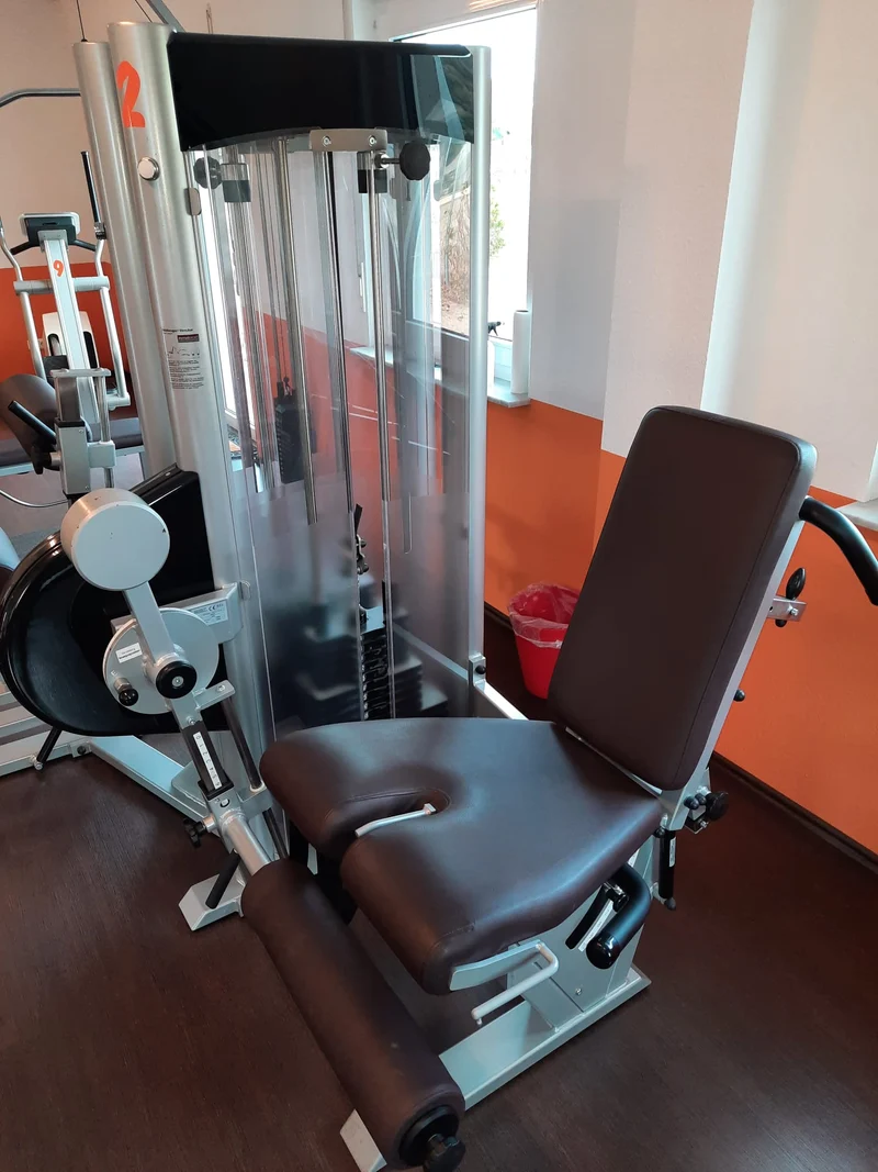 KG am Geräte Set - 10 medizinische Kraftgeräte - Physio Sports GmbH, Medizinzulassung MPG, Made in Germany, gebraucht - überholter Zustand
