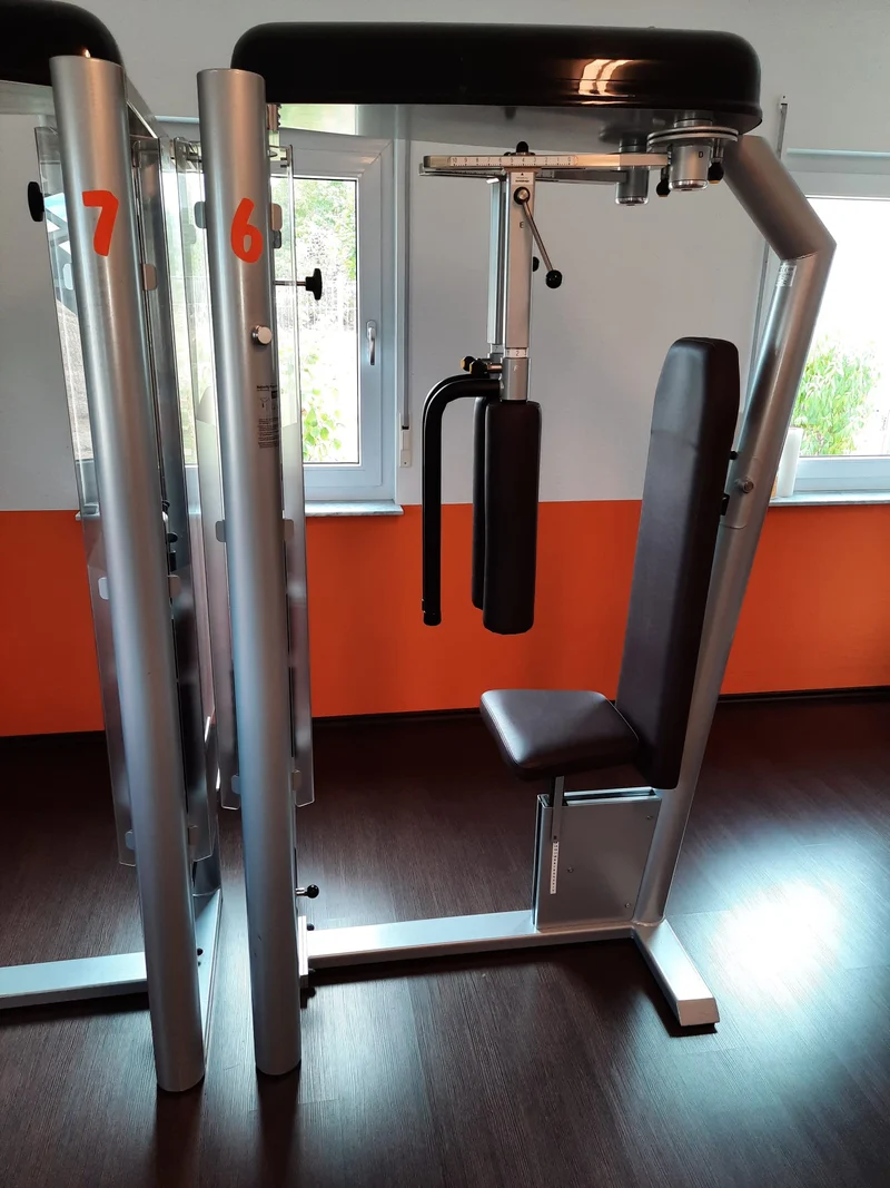 KG am Geräte Set - 10 medizinische Kraftgeräte - Physio Sports GmbH, Medizinzulassung MPG, Made in Germany, gebraucht - überholter Zustand