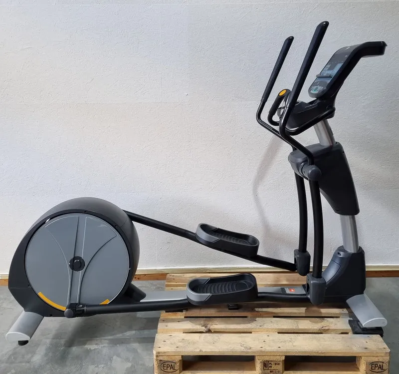 Impulse Fitness Crosstrainer RE700 mit LED Konsole, gebraucht - überholter Zustand