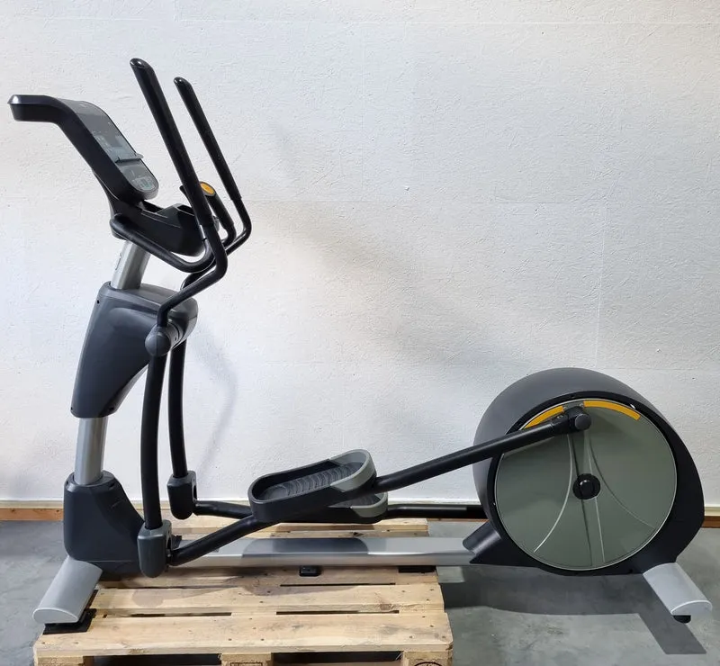 Impulse Fitness Crosstrainer RE700 mit LED Konsole, gebraucht - überholter Zustand