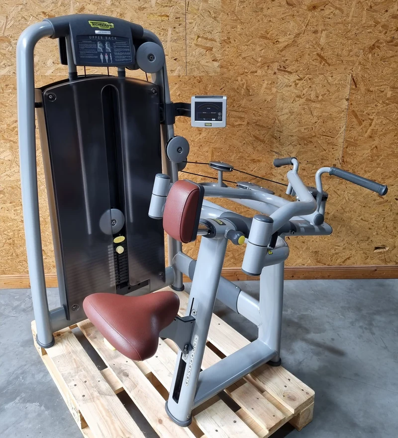 TechnoGym 10 Kraftgeräte im Set, Isocontrol Displays, Selection Line, Neue Version mit Plastikverkleidungen, gebraucht - überholter Zustand