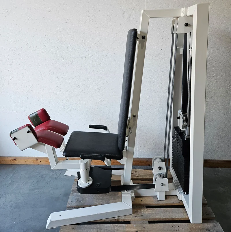 Gym80 Abduktorenmaschine, Hip Abductor, sitzend, Oldschool Bodybuilding Kraftgerät - Edition oder Classic Line, Rahmenfarbe Weiß, gebraucht mit Gebrauchsspuren