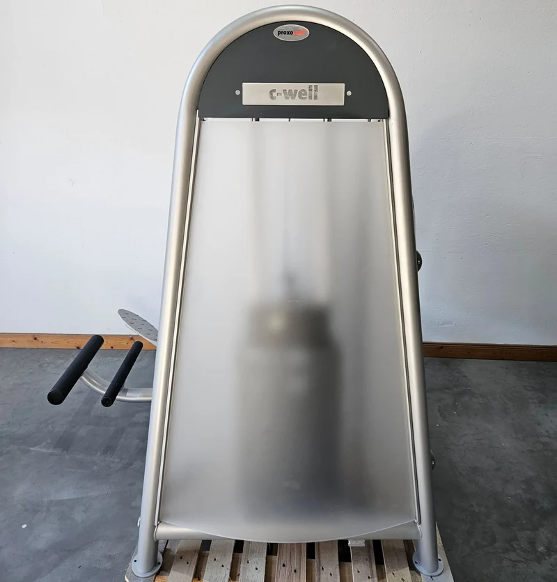 Proxowell bzw Proxomed Bankdrückmaschine, Brustpresse, Chestpress, 100kg Gewichtsblock, Compass bzw C-Well Serie, Rahmenfarbe Silber, gebraucht - überholter Zustand