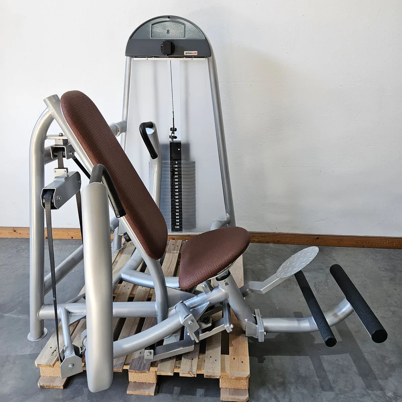 Proxowell bzw Proxomed Bankdrückmaschine, Brustpresse, Chestpress, 100kg Gewichtsblock, Compass bzw C-Well Serie, Rahmenfarbe Silber, gebraucht - überholter Zustand
