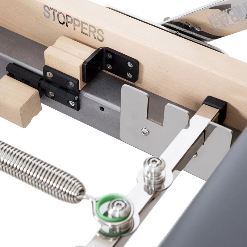Elina Pilates Lignum Reformer mit Half Cadillac