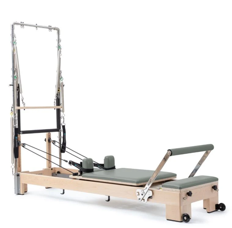 Elina Pilates Lignum Reformer mit Half Cadillac