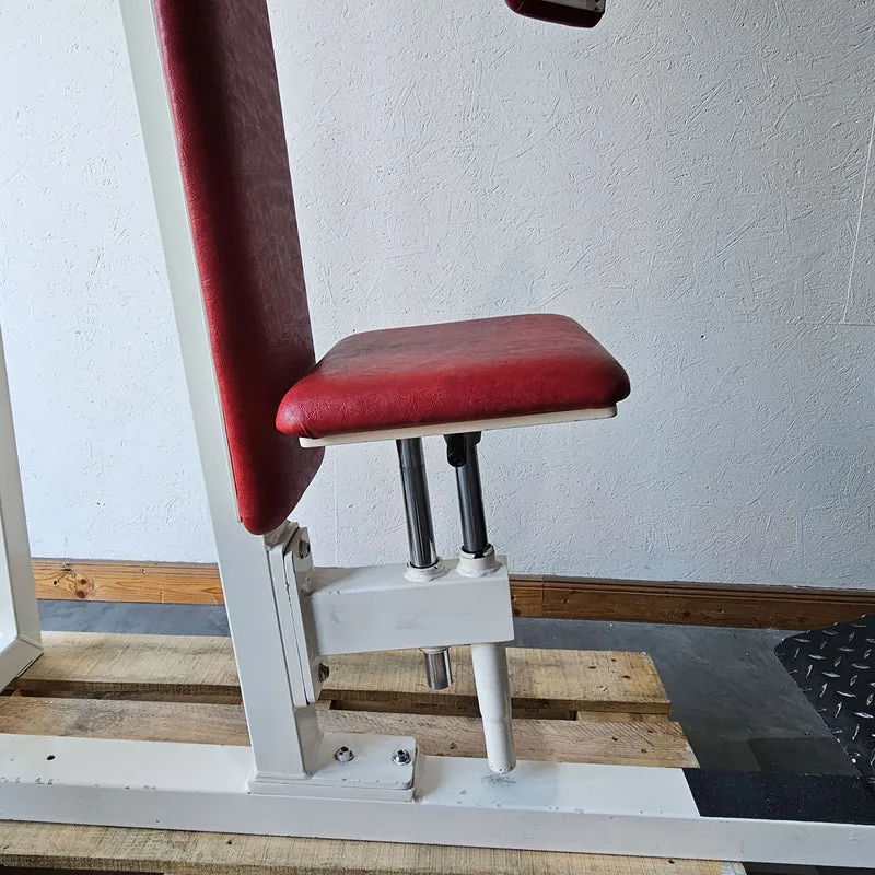 Gym80 Butterfly mit Polster Pads, Pec Fly, Winkel verstellbar, Oldschool Bodybuilding Kraftgerät - Edition oder Classic Line, Rahmenfarbe Weiß, gebraucht mit Gebrauchsspuren