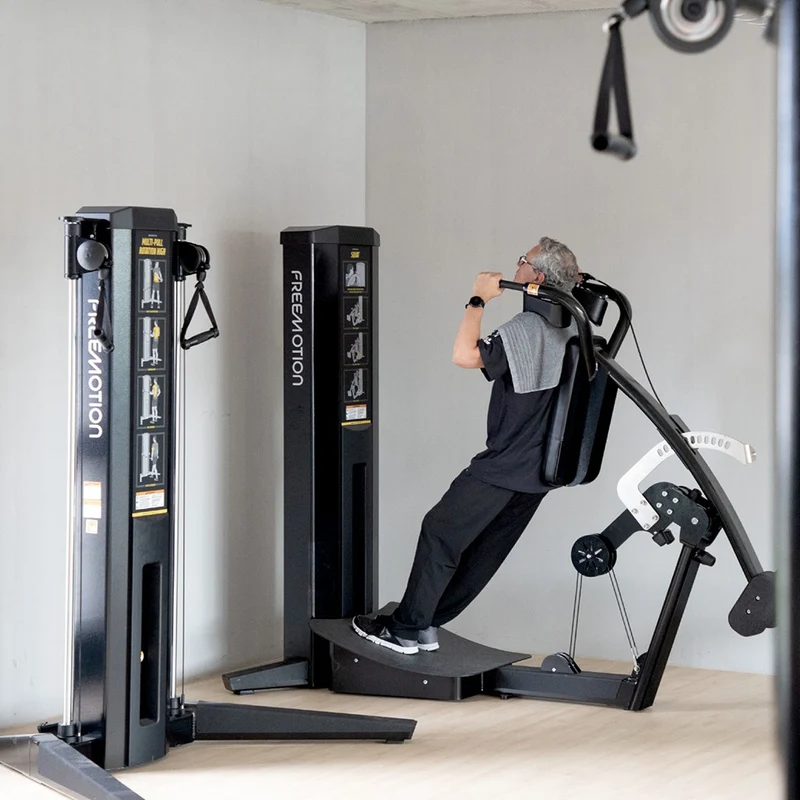 Freemotion Genesis Kraftgeräte Set, 10 Bilaterale Kabelzug Fitnessgeräte, Baujahr 2019 und 2020 - auch als Zirkel nutzbar, Made in USA - gebraucht - Neuwertiger Zustand