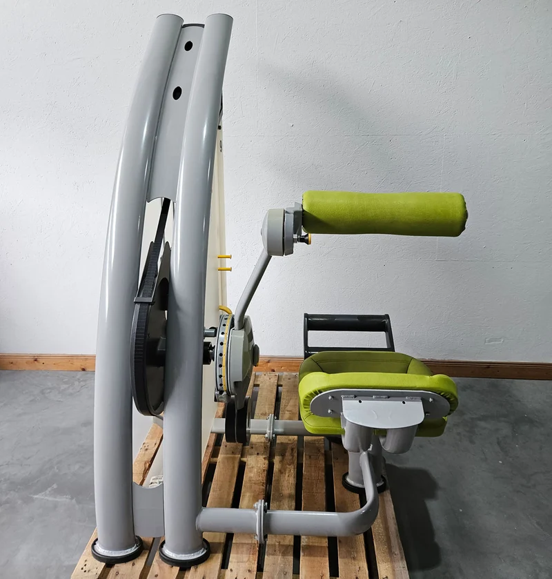 SportsArt Rückenstrecker Maschine S932 A932 N932, Back Extension, Hyperextension Machine, Rahmenfarbe Silber, gebraucht - überholter Zustand