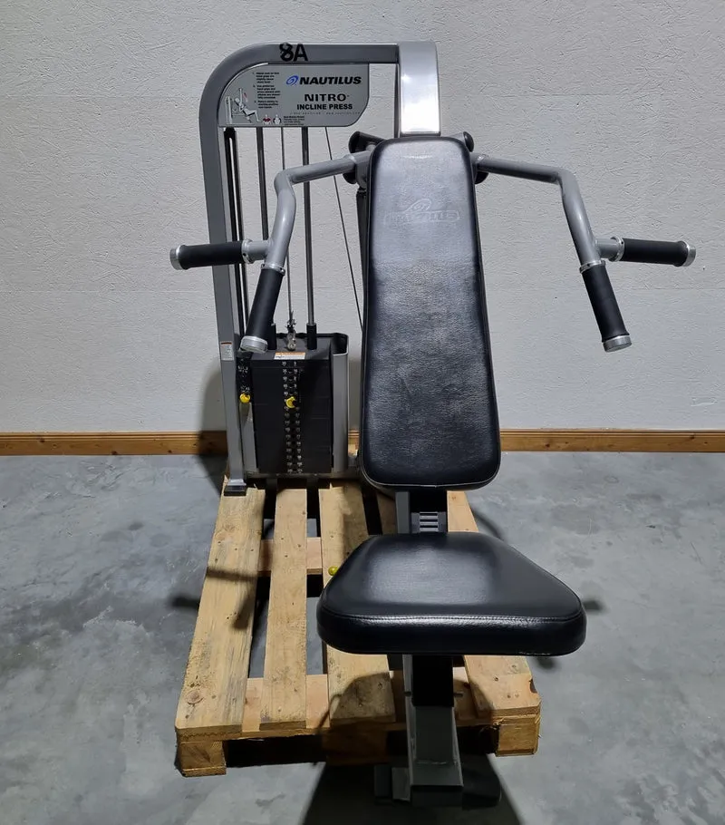 Nautilus Nitro EVO und Plus Serie - Kraftgeräte Set - 23 Fitnessgeräte und 3 Bänke im Set - gebraucht - TOP Zustand