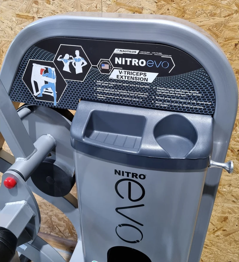 Nautilus Nitro EVO und Plus Serie - Kraftgeräte Set - 23 Fitnessgeräte und 3 Bänke im Set - gebraucht - TOP Zustand