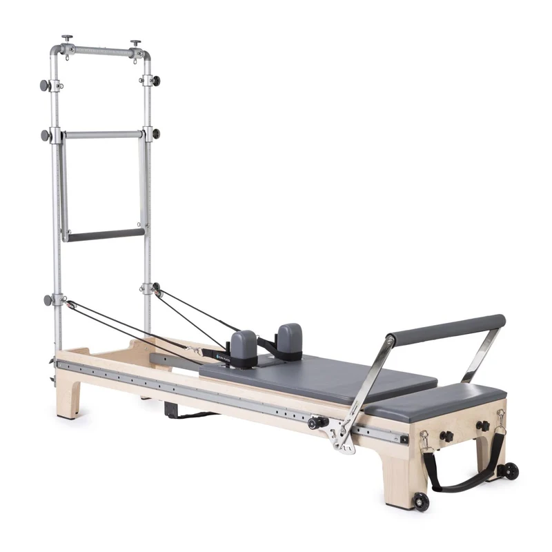 Elina Pilates Master Instructor Reformer mit Half Cadillac