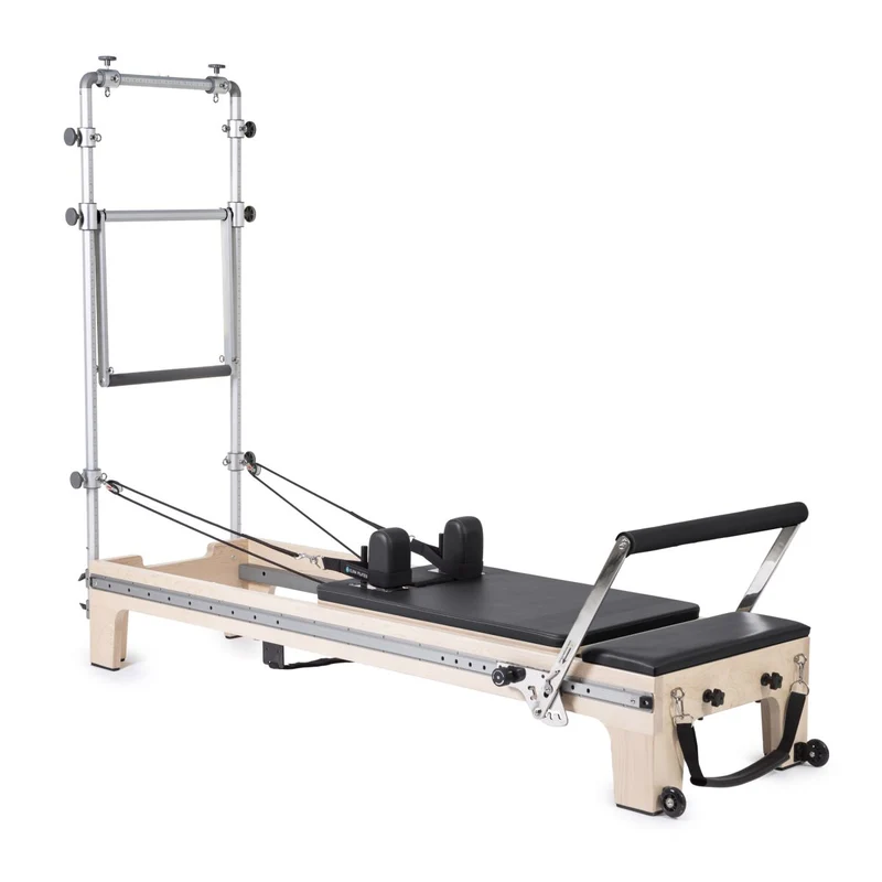 Elina Pilates Master Instructor Reformer mit Half Cadillac