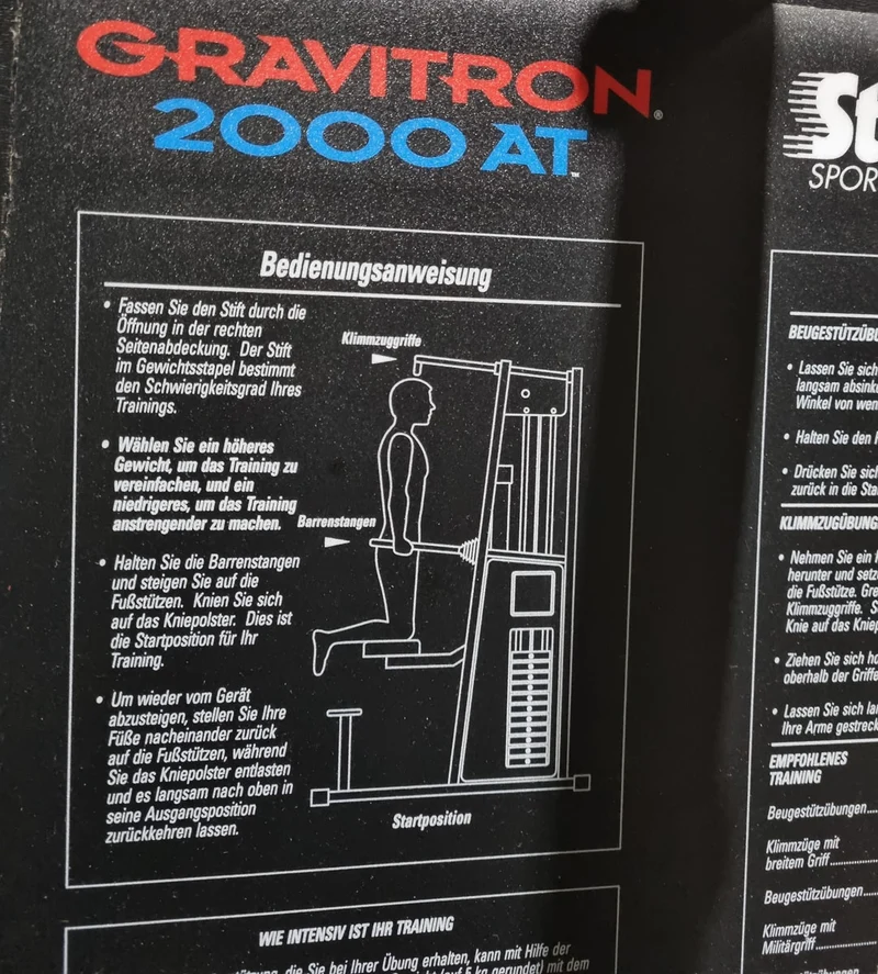 Stairmaster Gravitron 2000 AT Dip-Chin, Dip-Klimmzugmaschine mit Gewichtsunterstützung, Rahmen Weiß, gebraucht - überholter Zustand