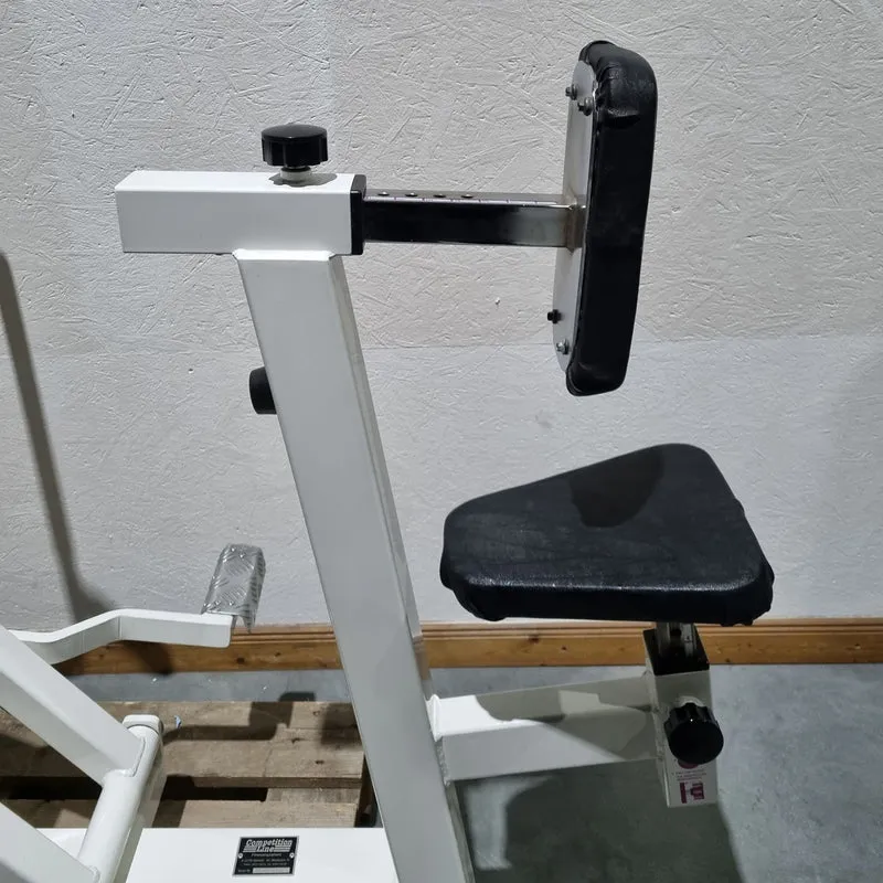 Competition Line, Rudern mit Bruststütze und Einstiegshilfe, Row, Lat-Rudern, Rahmenfarbe Weiß, gebraucht - überholter Zustand