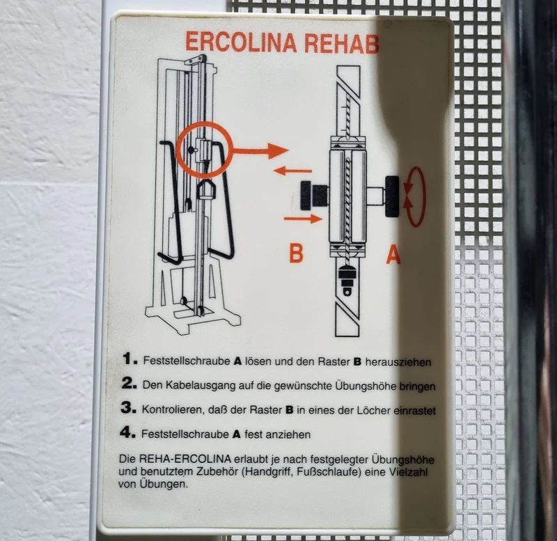 Technogym Ercoline Rehab, Kabelzug höhenverstellbar, Seilzug, Zugapparat 80kg, Rahmenfarbe Weiß, gebraucht - überholter Zustand