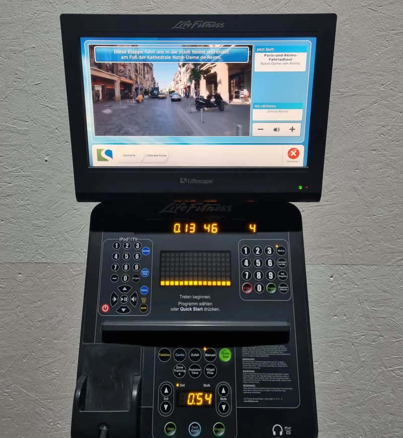 Life Fitness Recumbent, Liegeergometer, Integrity Serie, LED Konsole, gebraucht - überholter Zustand