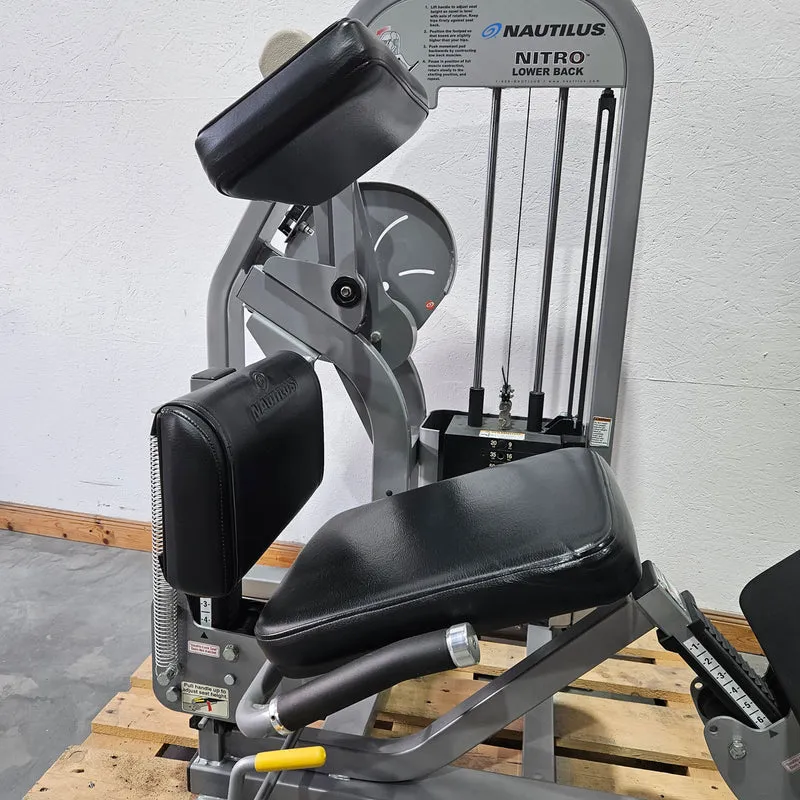 Nautilus Nitro Lower Back, Rückenstreckermaschine, Hyperextension, Back Extension, Rahmenfarbe Silber, gebraucht - überholter Zustand