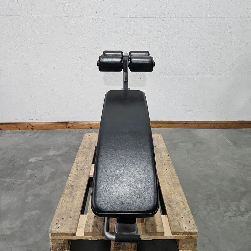 Nautilus Nitro verstellbare Bauchbank, Adjustable Abdominal Bench F3AAB, Rahmenfarbe Silber, gebraucht - überholter Zustand