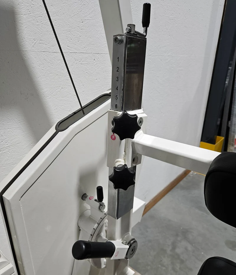 MKB Keller R14 Extensionstrainer, großer Rückenstrecker, sehr variabel einstellbar, Lower Back Machine, Hyperextension, Farbe Weiß, gebraucht - überholter Zustand