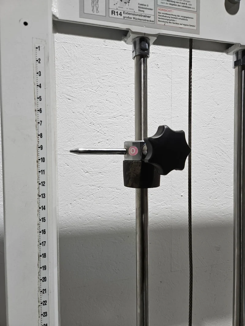 MKB Keller R14 Extensionstrainer, großer Rückenstrecker, sehr variabel einstellbar, Lower Back Machine, Hyperextension, Farbe Weiß, gebraucht - überholter Zustand