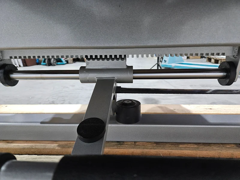HBP Beinpresse liegend horizontal, Leg Press, großer 240kg Gewichtsblock, Bodybuilding Kraftgerät - Rahmenfarbe Silber, gebraucht - geprüfter Zustand