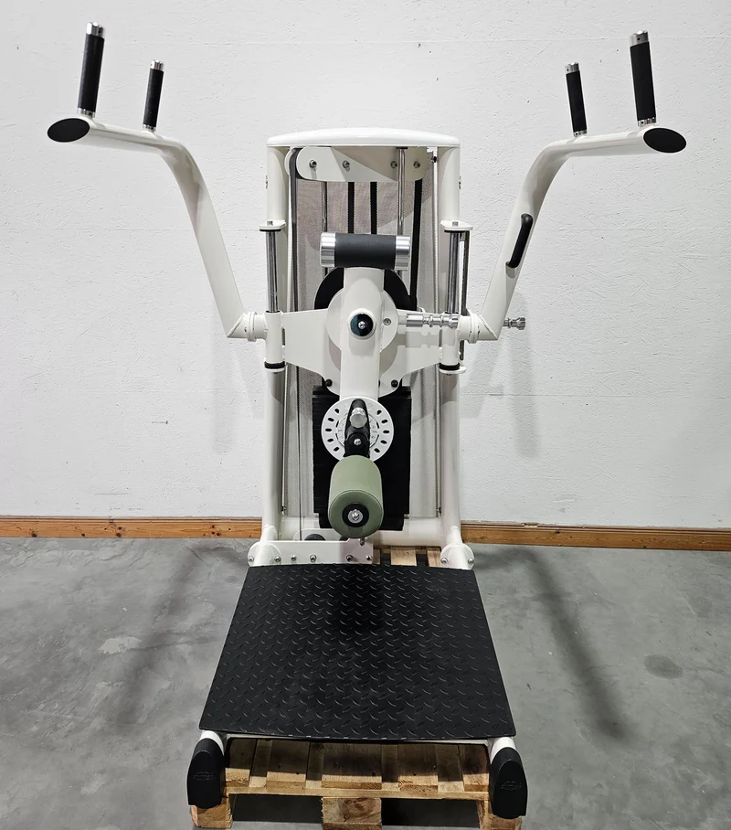 Gym80 Med80 3256 Multi Hip, Total Hip Kickmaschine, Hüftpendel, Farbe Weiß, gebraucht - überholter Zustand