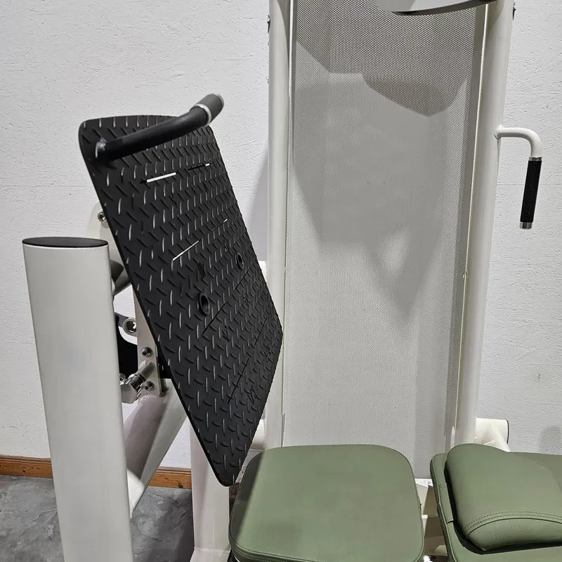 Gym80 Med80 3283 Funktionsstemme sitzend - liegend, Beinpresse verstellbar, Farbe Weiß, gebraucht - überholter Zustand