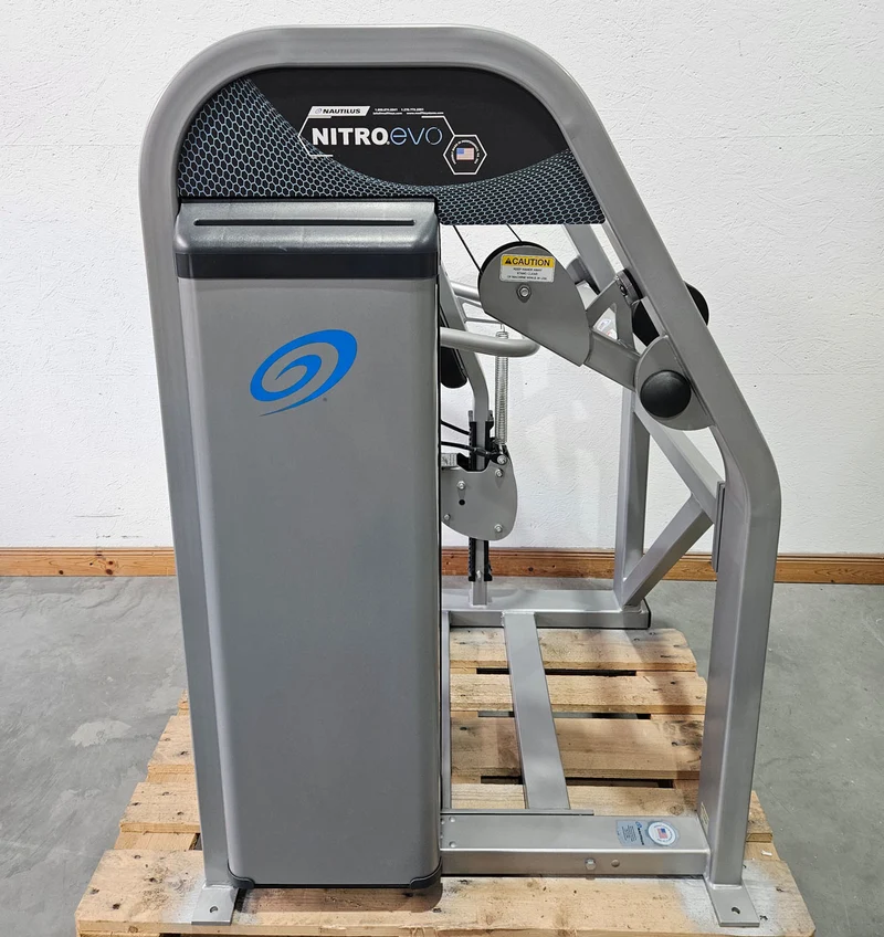 Nautilus Nitro EVO Seated Dip Machine, Dips Trizepsmaschine, Armstrecker Stützstemme, Rahmenfarbe Silber, gebraucht - überholter Zustand