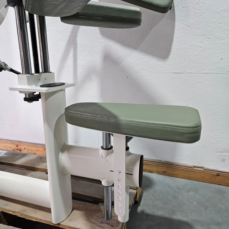Gym80 Med80 3243 Lateralmaschine mit Trainingsarm, Lateralflexion, Latflex, Seitneige-Maschine, Farbe Weiß, gebraucht - überholter Zustand